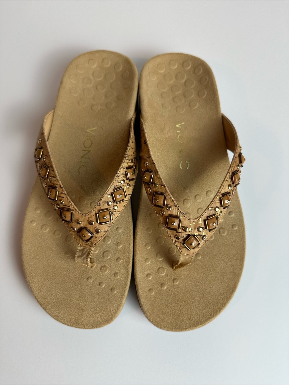 Vionic Floriana Sandals Tan Cork Beaded Orthotic Flip Flops Comfort Size 8.0